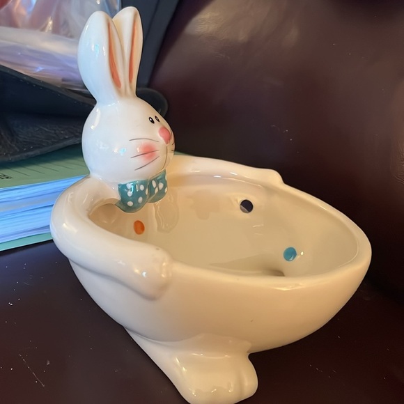 Easter Bunny 3-D White Polka Dot Bow Tie Candy Trinket Bowl Dish - Picture 11 of 15